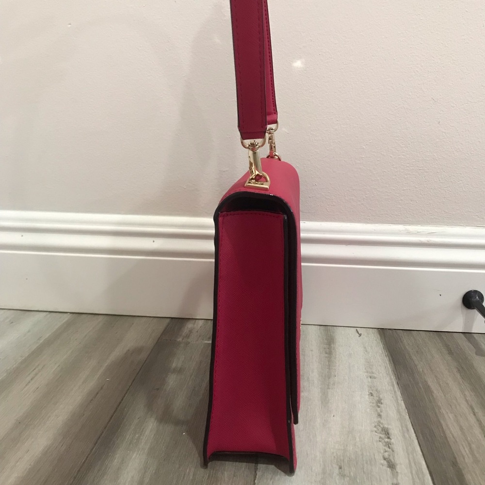 Kate Spade Classic Elegant Shoulder Purse - Picture 7 of 8